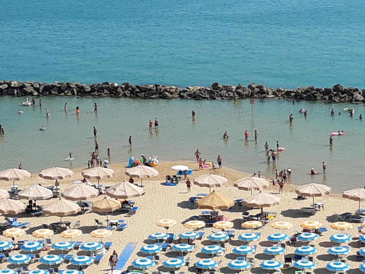 La Terrazza Sul Mare Apartamento Montesilvano Marina Exterior foto